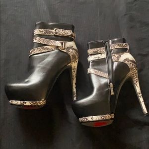 *NEW* Platform Bootie